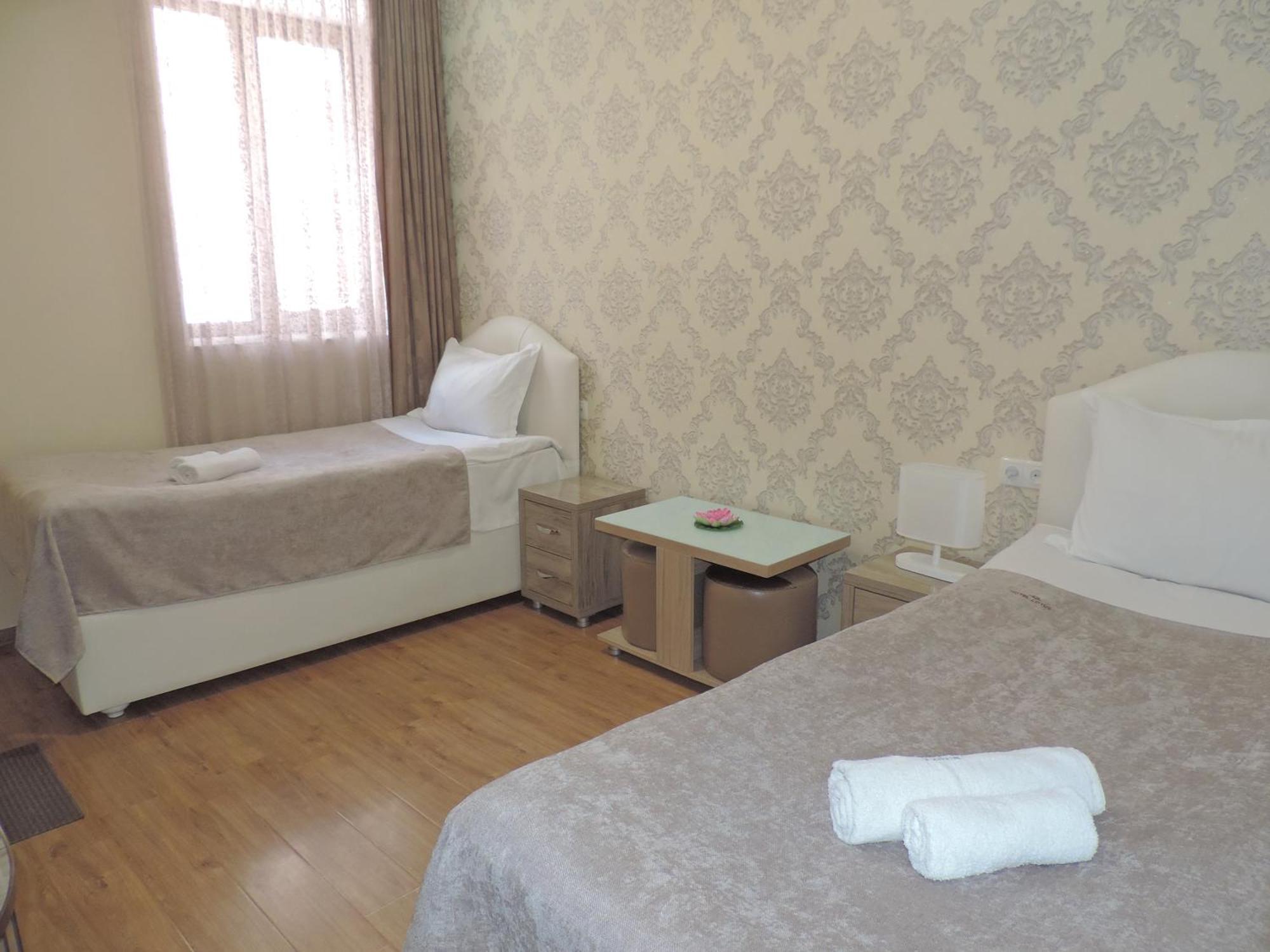 Hotel Lotus Akhaltsikhé Extérieur photo