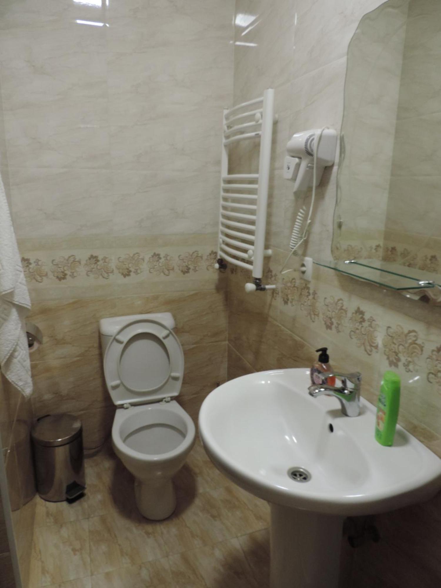 Hotel Lotus Akhaltsikhé Extérieur photo
