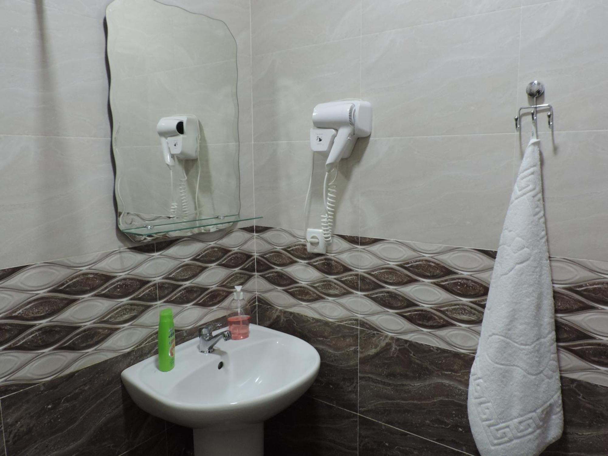 Hotel Lotus Akhaltsikhé Extérieur photo