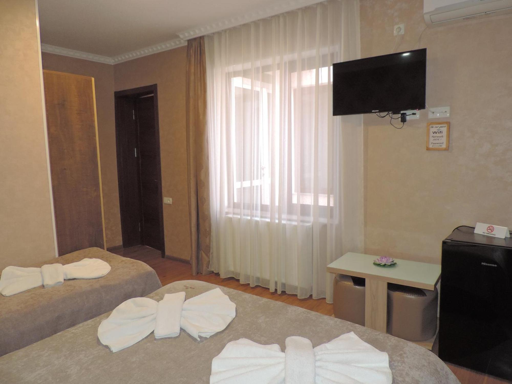 Hotel Lotus Akhaltsikhé Extérieur photo