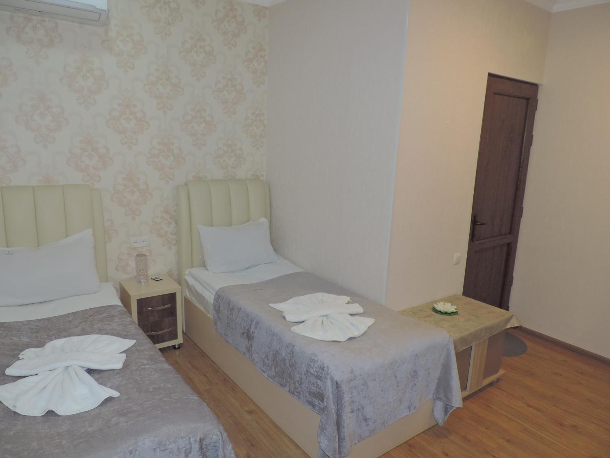 Hotel Lotus Akhaltsikhé Extérieur photo