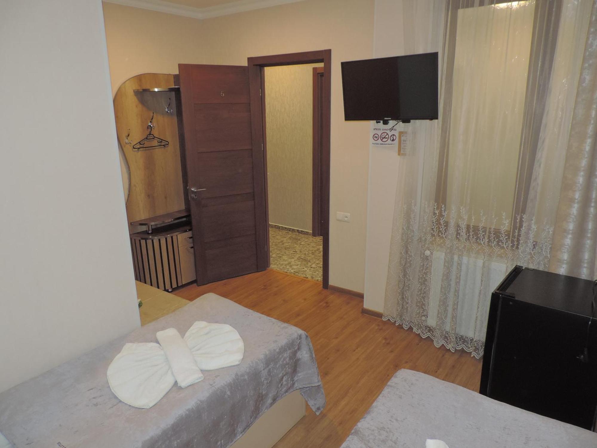 Hotel Lotus Akhaltsikhé Extérieur photo