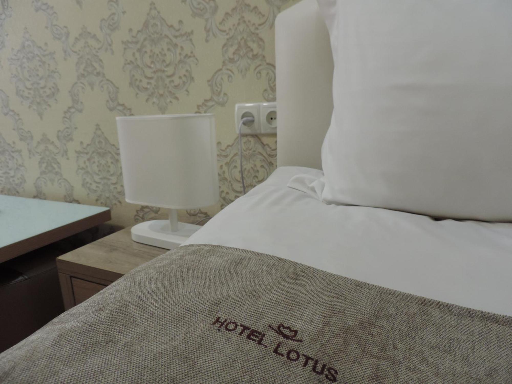 Hotel Lotus Akhaltsikhé Extérieur photo