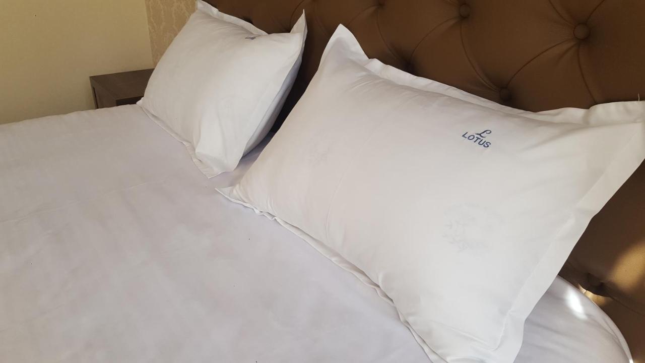 Hotel Lotus Akhaltsikhé Extérieur photo